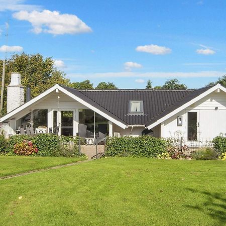 8 Person Holiday Home In Hejls Exterior photo